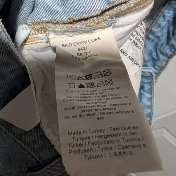 NWT GANNI | Betzy Bootcut Jeans In Light blue stone wash - Picture 10 of 13